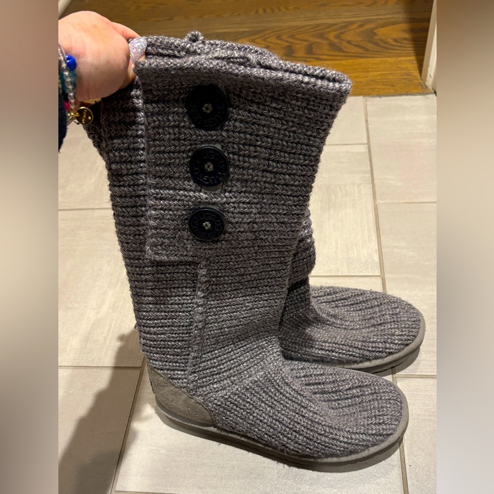 Ugg Classic Cardy Grey Knit Boots